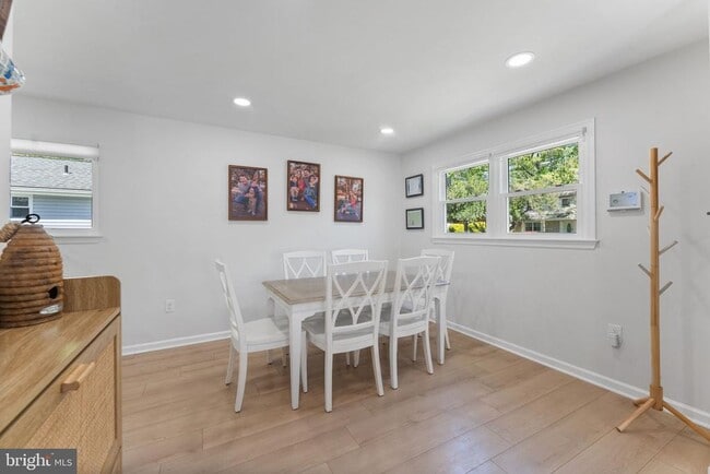 Building Photo - 12816 Greenhall Dr