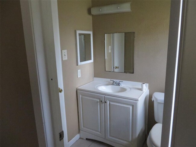 Building Photo - 4418 Bunting Meadow Dr