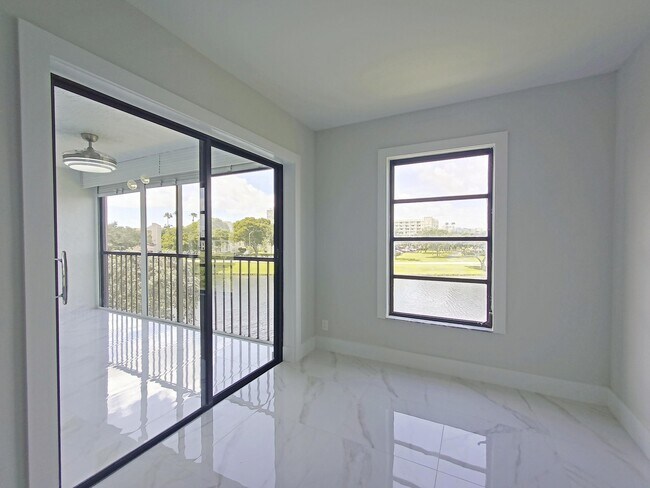 Building Photo - 7320 Amberly Ln