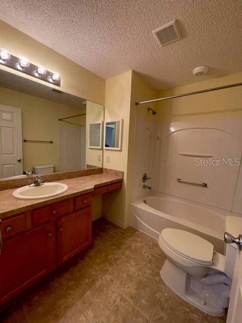 Building Photo - 1704 Lisette Way