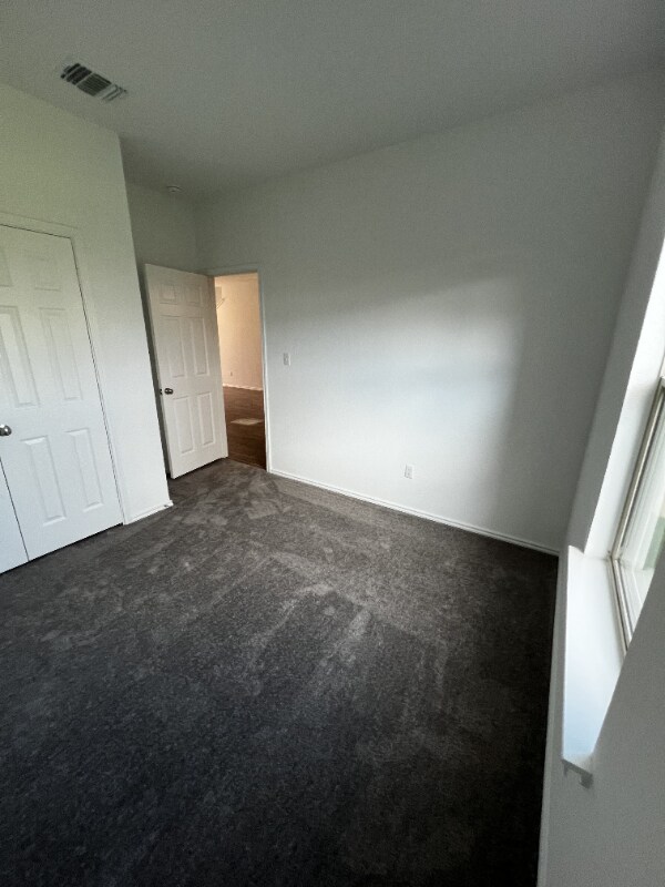 Building Photo - 456 Pickrell Lp