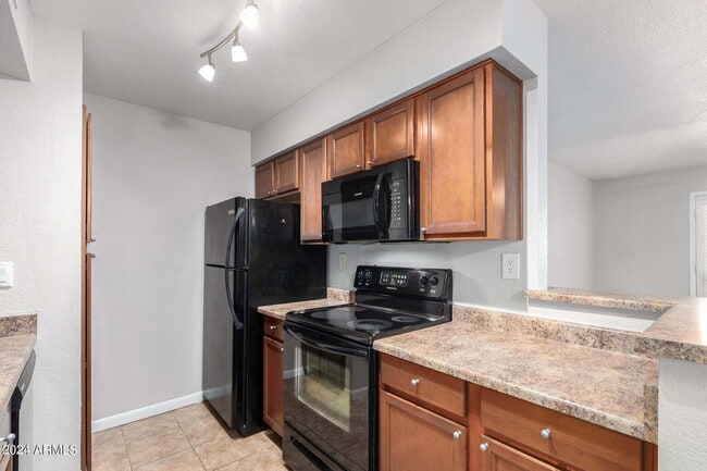 Building Photo - Beautiful Scottsdale 1 Bedroom Apartment!
