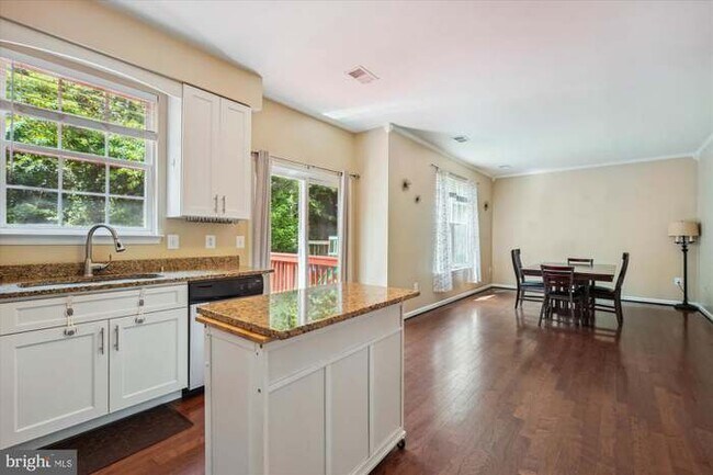 Building Photo - 11519 Shearwater Dr