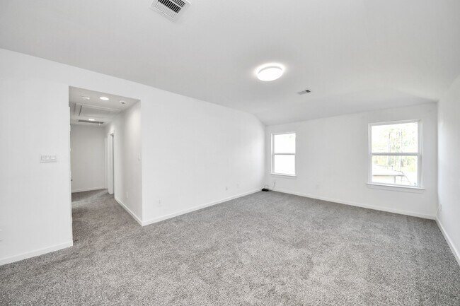 Building Photo - 10438 Plateau Pt Trl