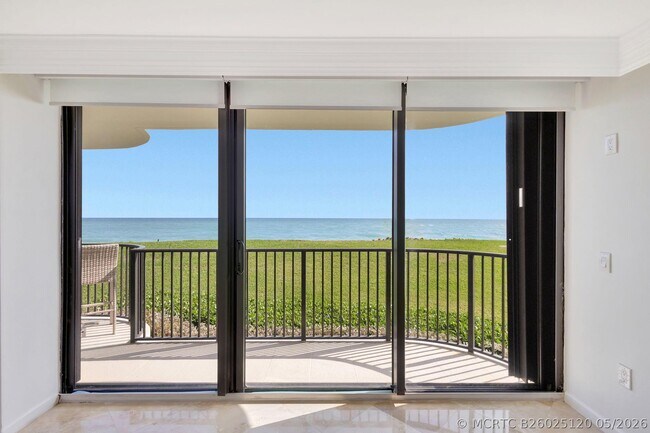 Building Photo - 400 S Beach Rd