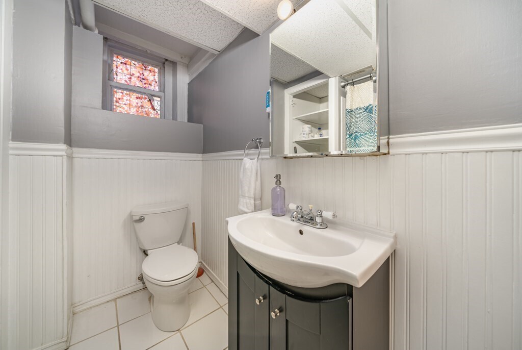 Building Photo - 330 Dartmouth St