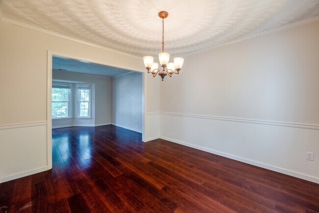 Building Photo - 2584 Piney Bark Dr