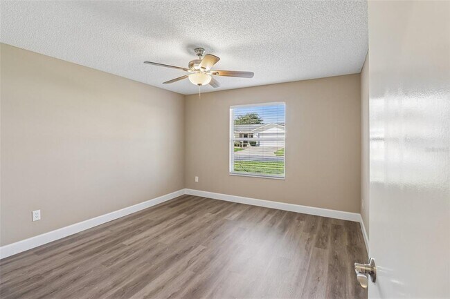 Building Photo - 2609 Privada Dr
