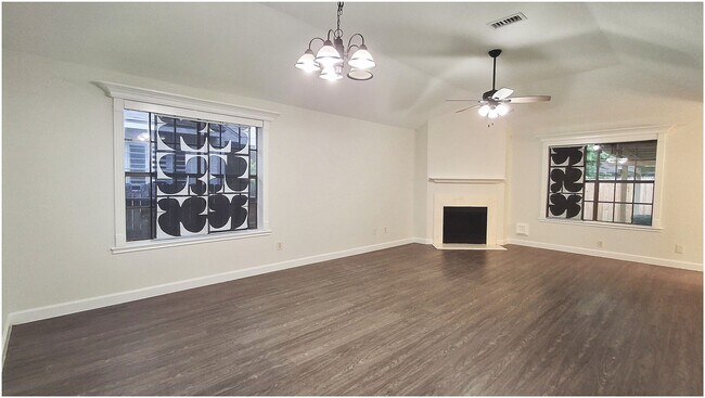 Building Photo - 11066 Landsbury Ct
