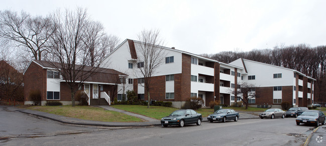 Primary Photo - Jarvis Heights Apartments