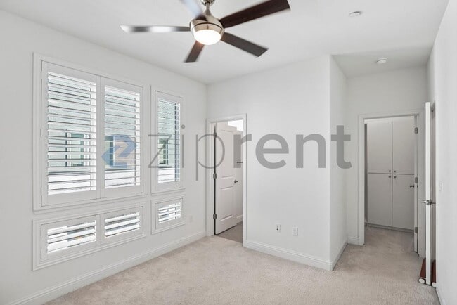 Building Photo - 3412 Element Way