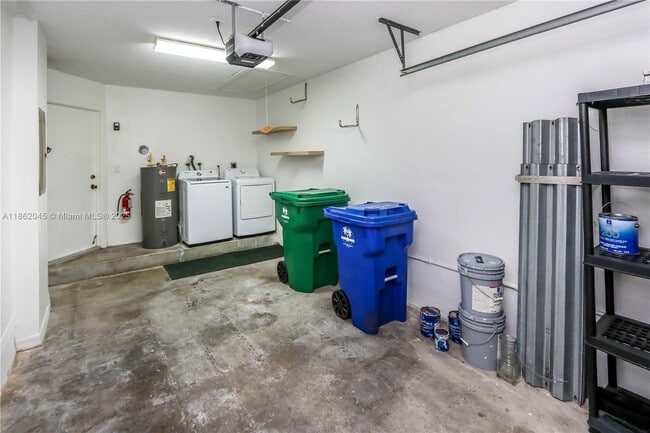 Building Photo - 11297 SW 17th Ct