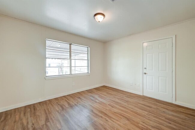 Building Photo - 4113 Dawson Ln