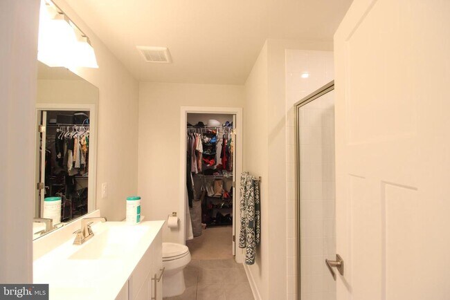 Building Photo - 6210 Monitor St