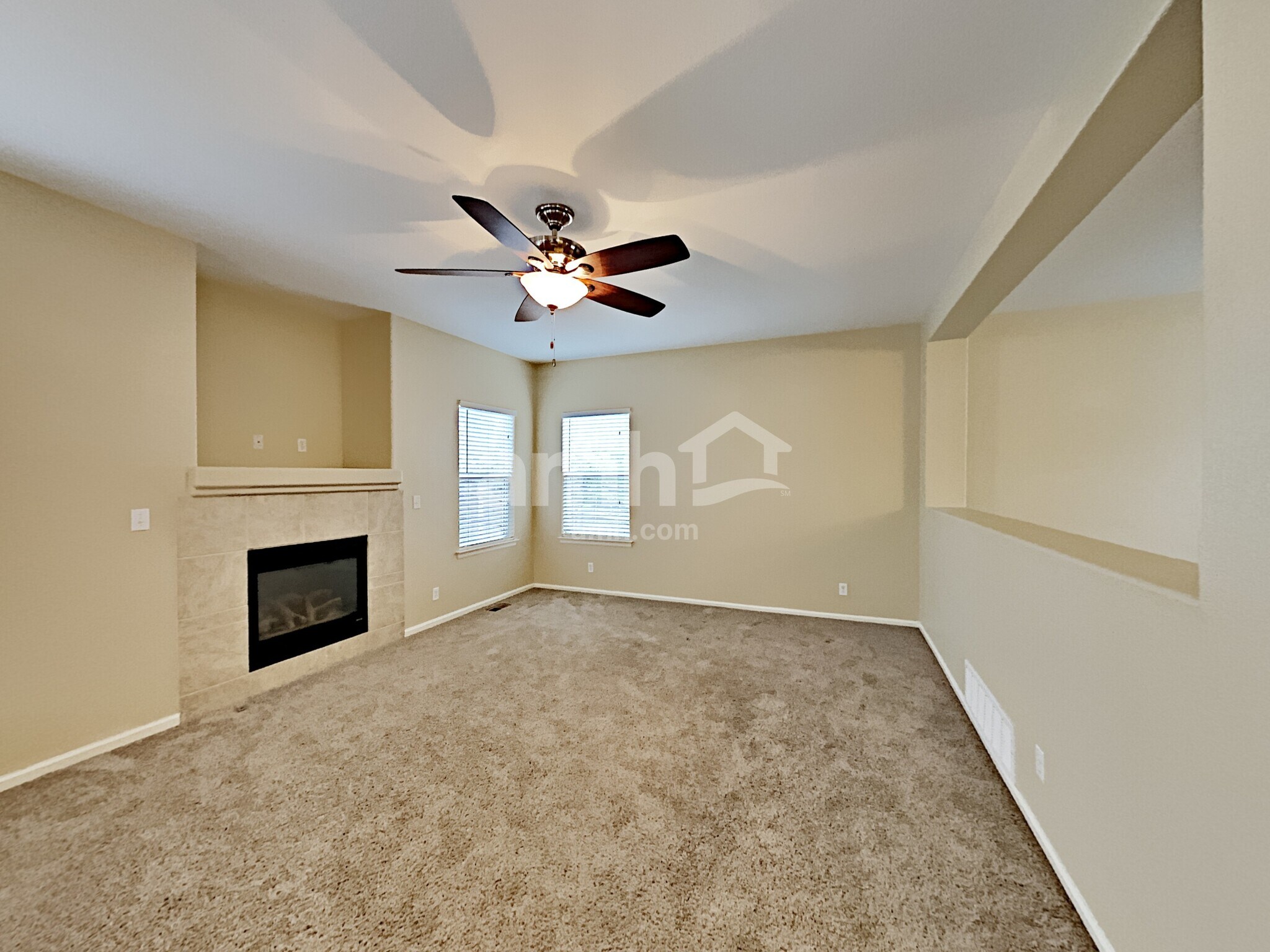 Building Photo - 13954 Ivy St