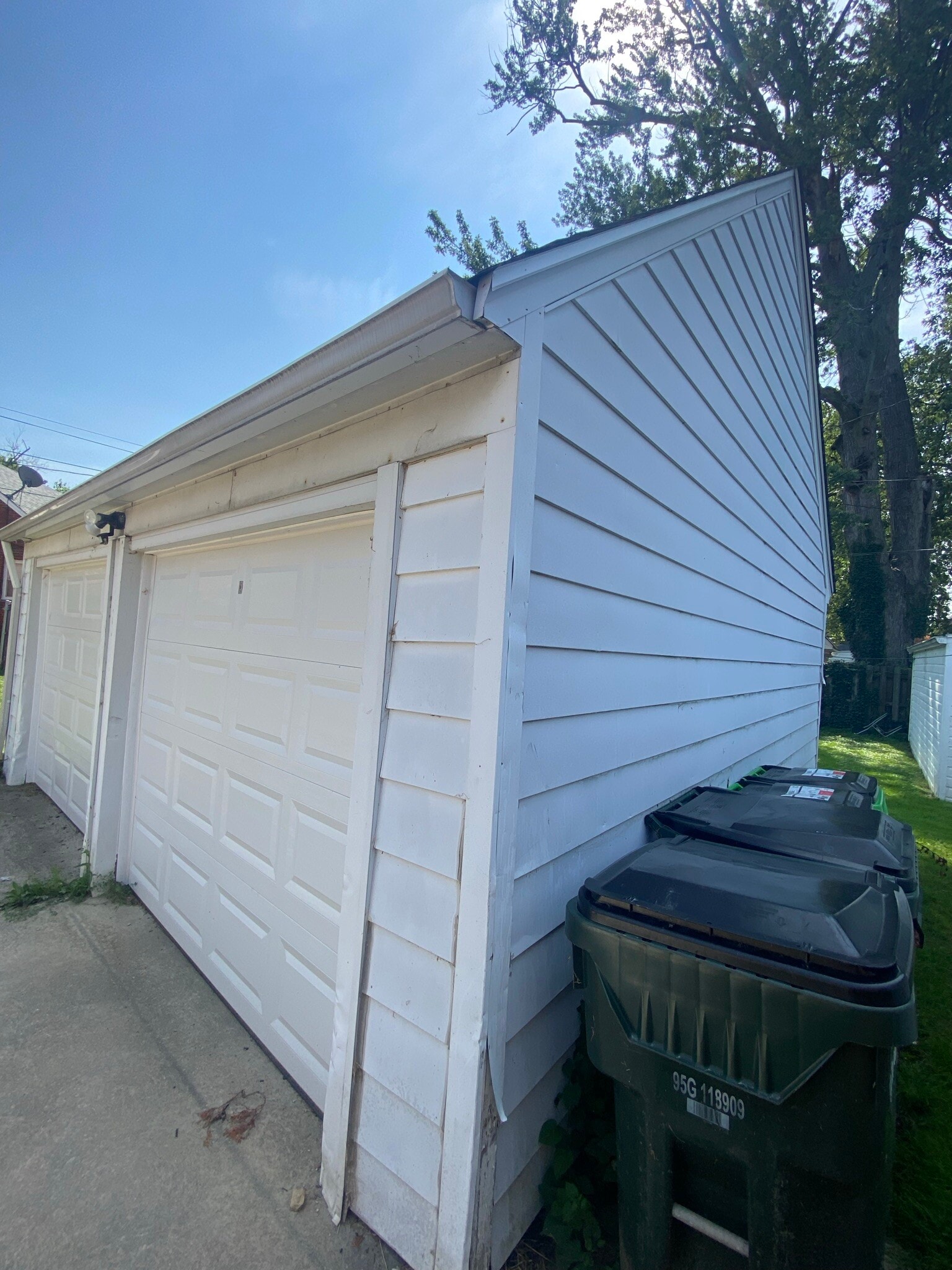 Each unit comes with a spot in the garage and wireless opener - 270 E 200th St