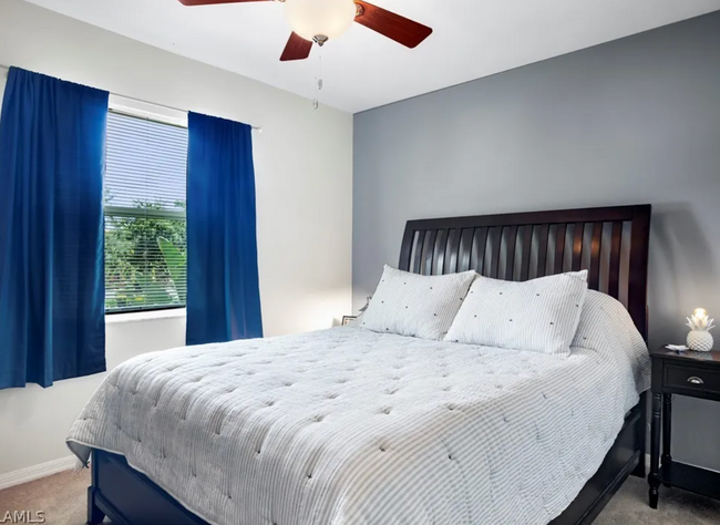 Building Photo - Chic 2BR Condo in Prime North Naples Locat...