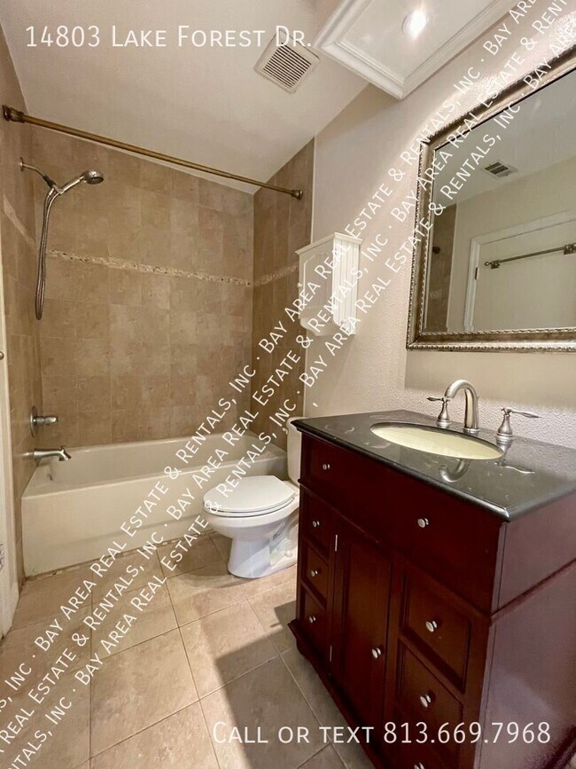 Building Photo - 14803 Lake Forest Dr