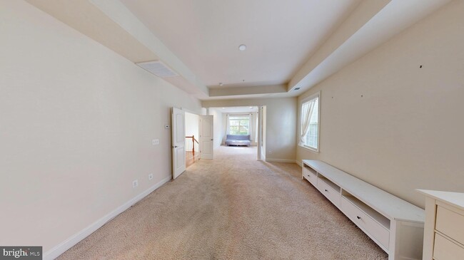 Building Photo - 3041 Moore Ln