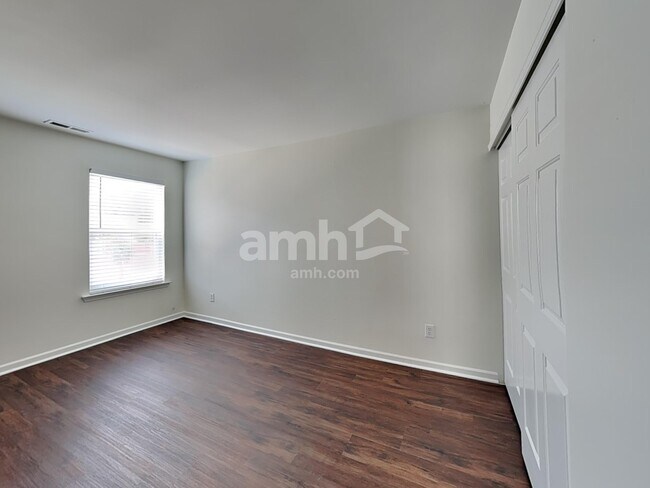 Building Photo - 8836 Driftwood Commons Ct