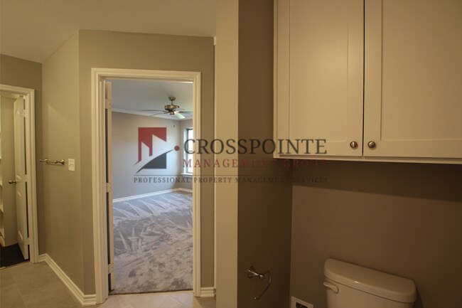 Building Photo - Beautiful 3 Bedroom 2 Bathroom Townhouse in South Tyler! Now offering 1st full month rent free!