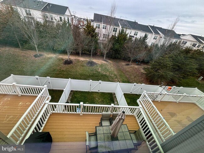 Building Photo - 41717 McMonagle Square