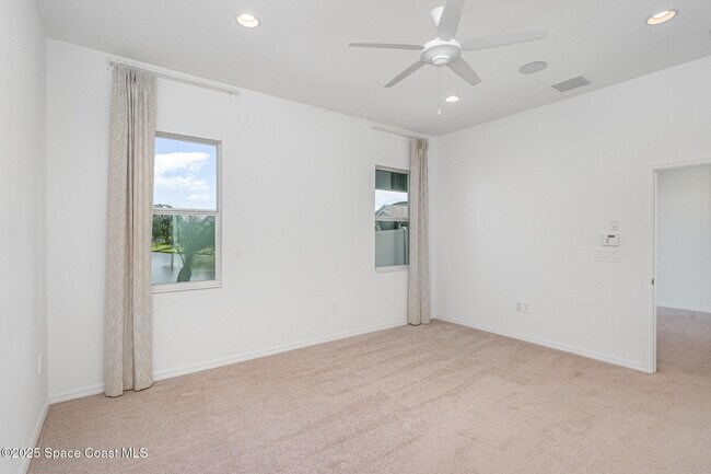 Building Photo - 2688 Avalonia Dr