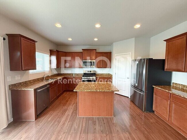 Building Photo - Spacious 4-Bedroom Home with Open Floor Plan and Large Backyard in Thornton