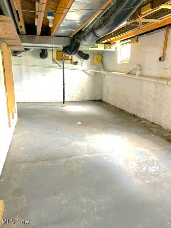 Building Photo - 137 Mahan Ln