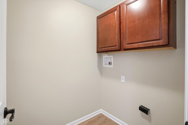 Building Photo - 5561 Wild Horse Dr