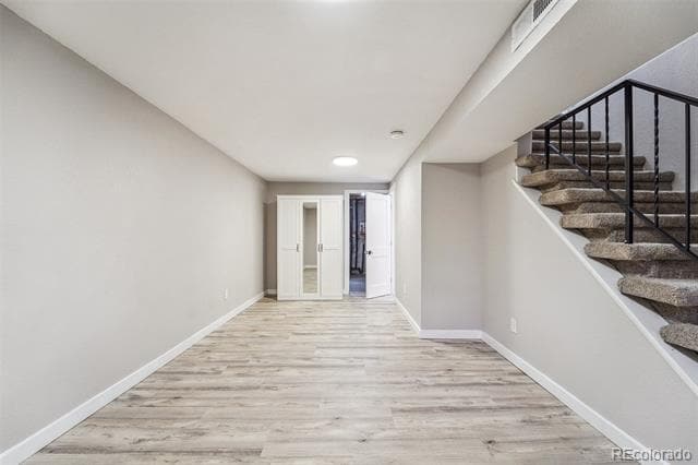 Building Photo - 374 Gladiola St