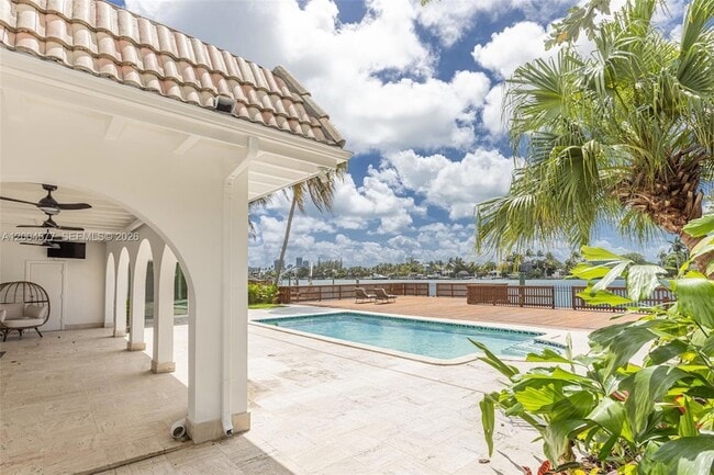 Building Photo - 1690 Daytonia Rd