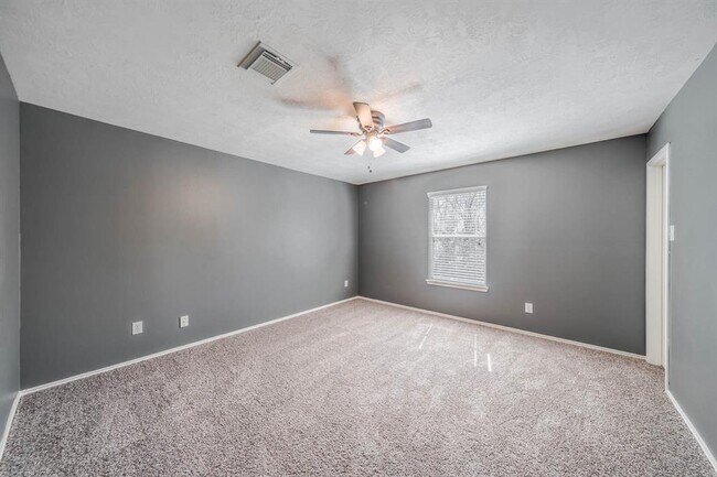 Building Photo - 9322 Canady Park Ln