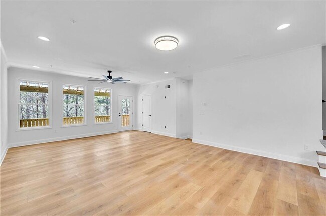 Building Photo - 203 Riverstone Commons Cir