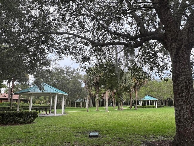 Building Photo - 4808 W Bexley Park Dr