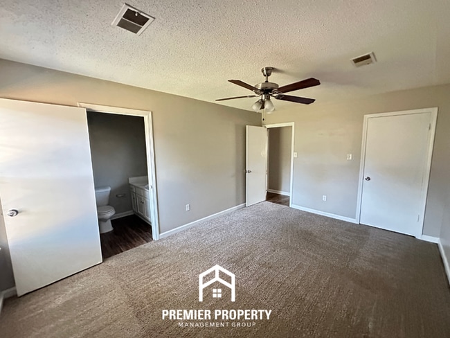 Building Photo - 6362 N Fawn Hollow Cir