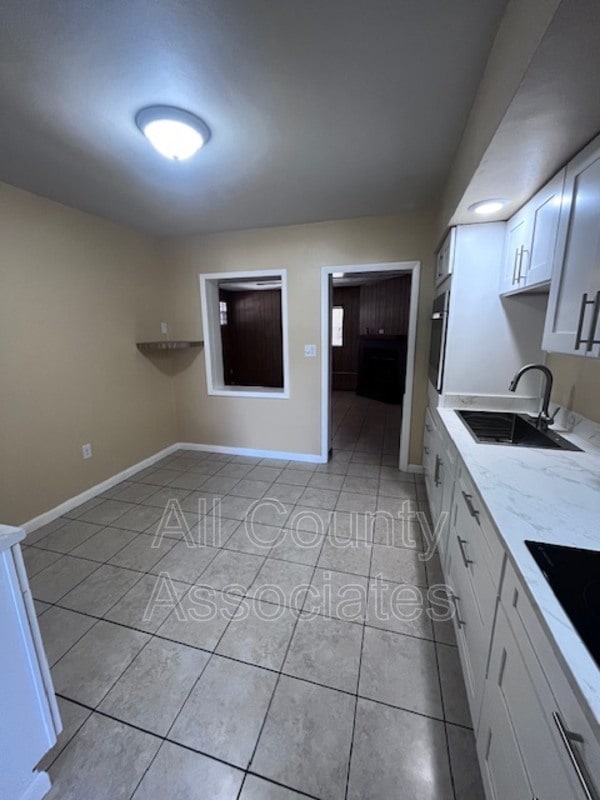 Building Photo - 610 N Walton Ave