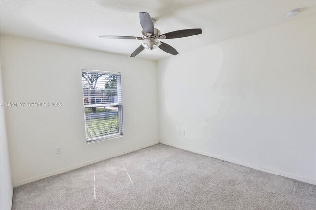 Building Photo - 2352 SE Surrey Pl