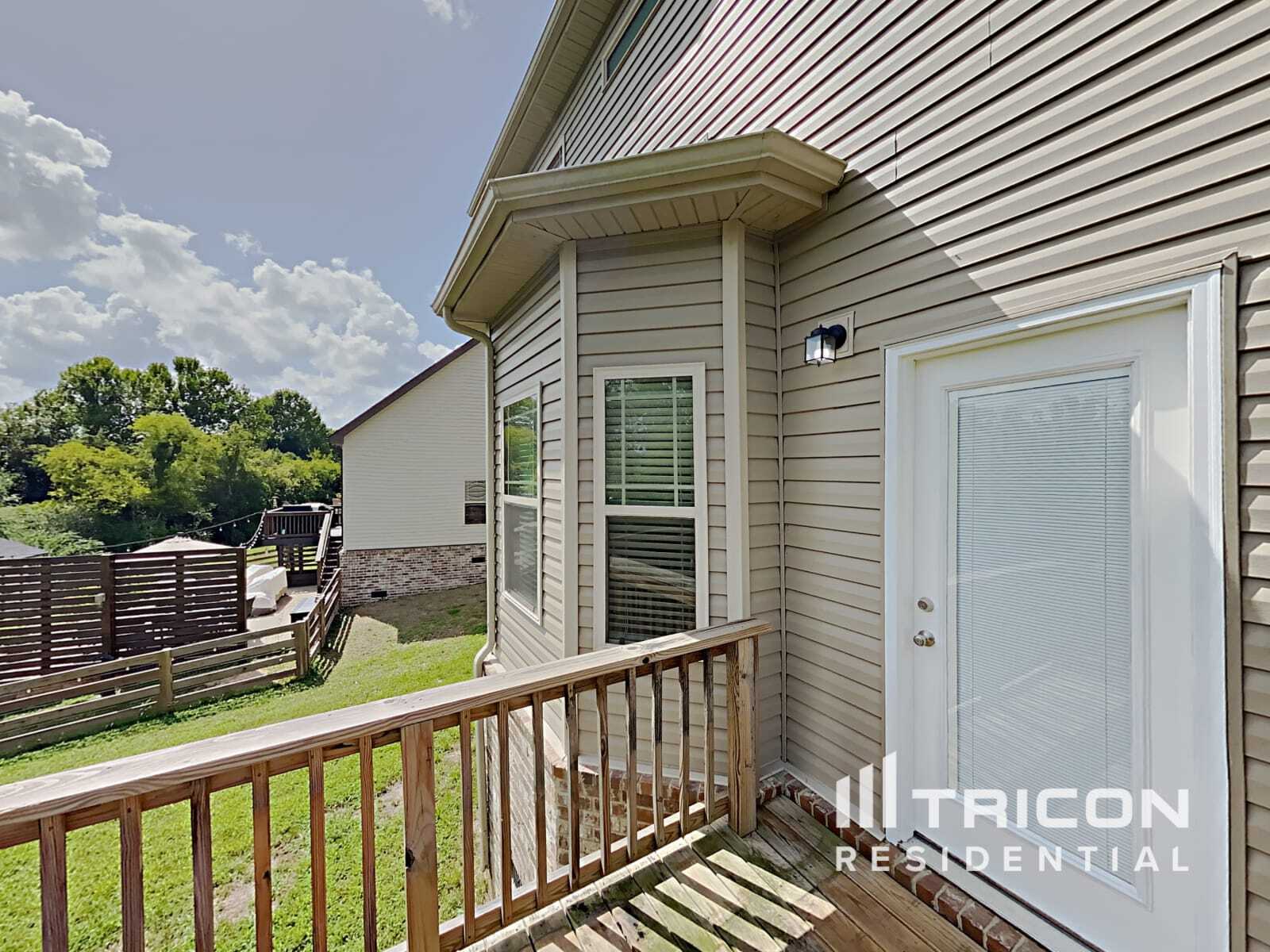 Building Photo - 1036 Solomon Ln
