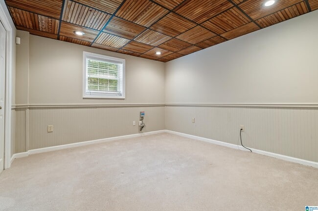 Building Photo - 3708 Northcote Dr.