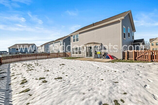 Building Photo - 2313 Trefoil Dr