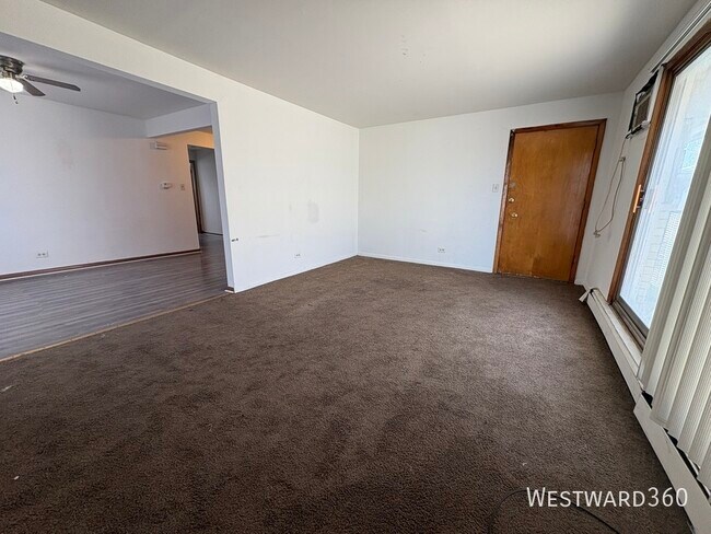 Building Photo - 1133 W 127th Pl