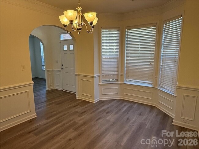 Building Photo - 10931 Chastain Parc Dr