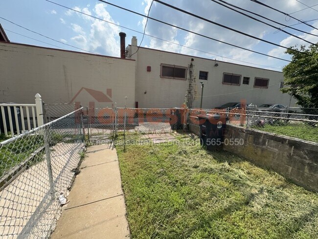 Building Photo - EDDYSTONE HOME FOR RENT!