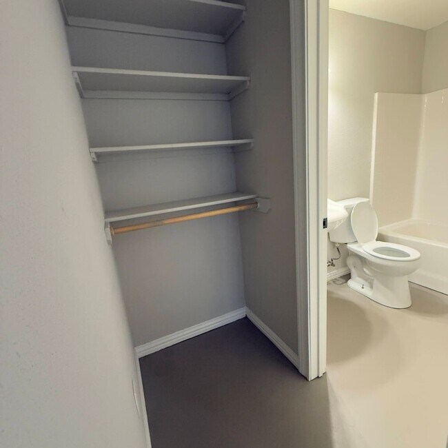 Building Photo - $300 Off 1st Full Month!* All Utilities In...