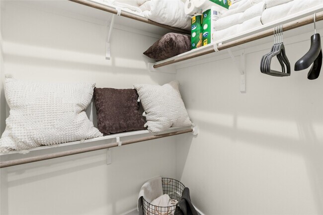 Building Photo - 4905 Avenue J