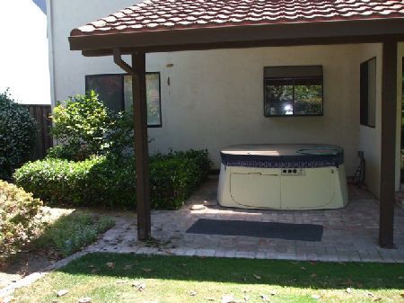Building Photo - Spacious 4 Bed/ 2 bath Home in Prime Pleasanton Neighborhood – Walk to Schools & Parks! New paint...