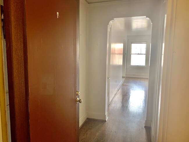 Hallway to Living Room - 2541 15th Ave S