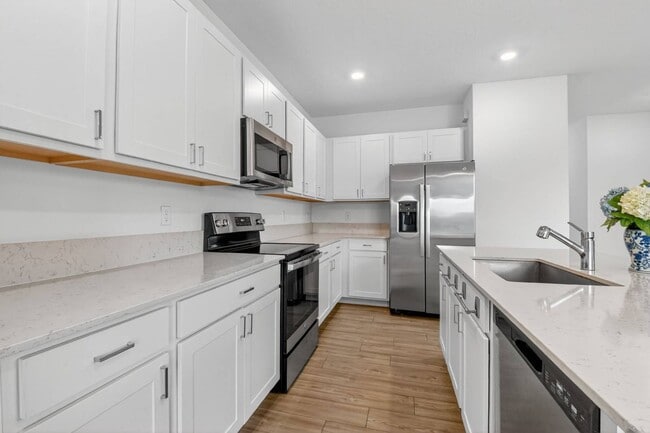 Building Photo - 4645 Meyerson Pl