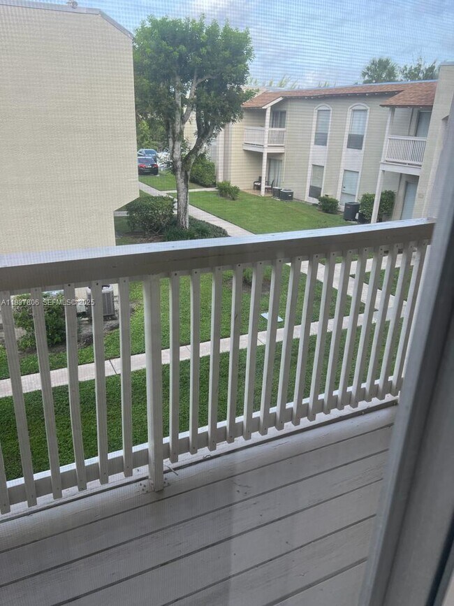 Building Photo - 1500 N Congress Ave